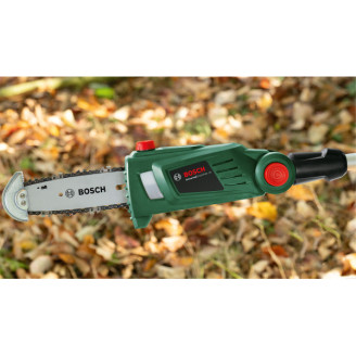 Акумуляторна телескопічна висоторізна пила Bosch UniversalChainPole 18, 1 акб PBA 18V 2.5A, з/п AL 18V-20
