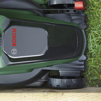 Аккумуляторная газонокосилка Bosch CityMower 18V-32-300, 1 акб PBA 18V 4Ah и з/у AL 1830 CV