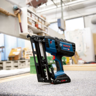 Акумуляторний цвяхозабивач Bosch GNH 18V-64 M
