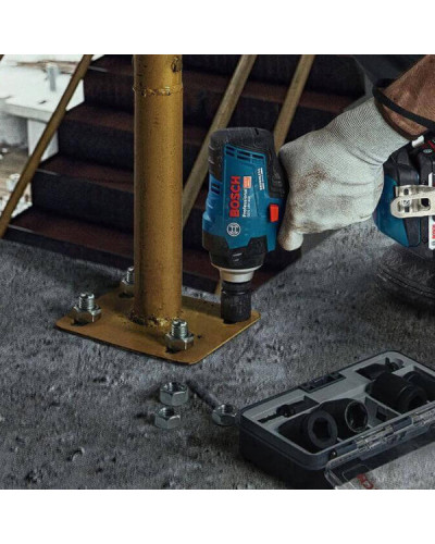 Аккумуляторный ударный гайковерт Bosch GDS 18V-400 Professional, 2 акб GBA 18V 5 Ah, з/у GAL 18V-40  - фото 18