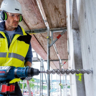 Акумуляторний перфоратор Bosch  GBH 18V-45 C
