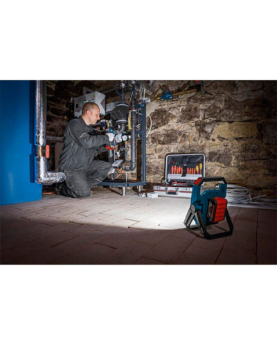 Аккумуляторный фонарь Bosch GLI 18V-1900 Professional, без акб и з/у  - фото 5